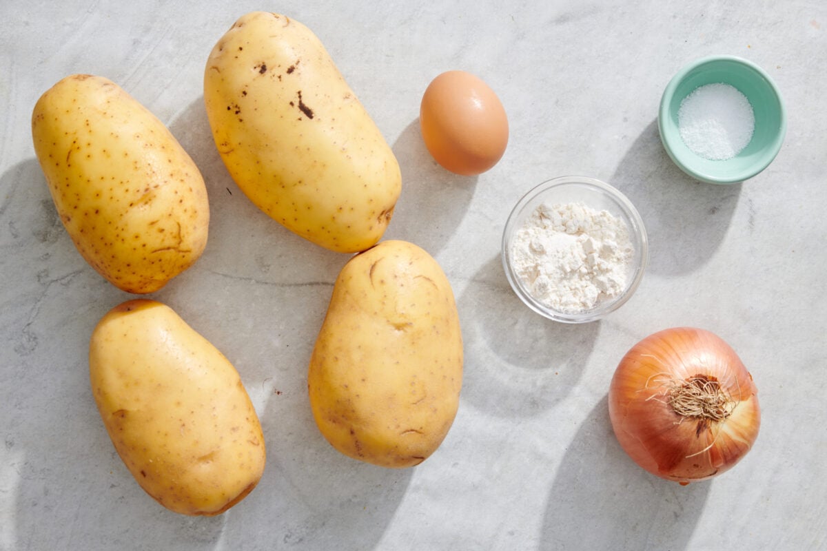 Potatoes, onion, egg, flour and salt.