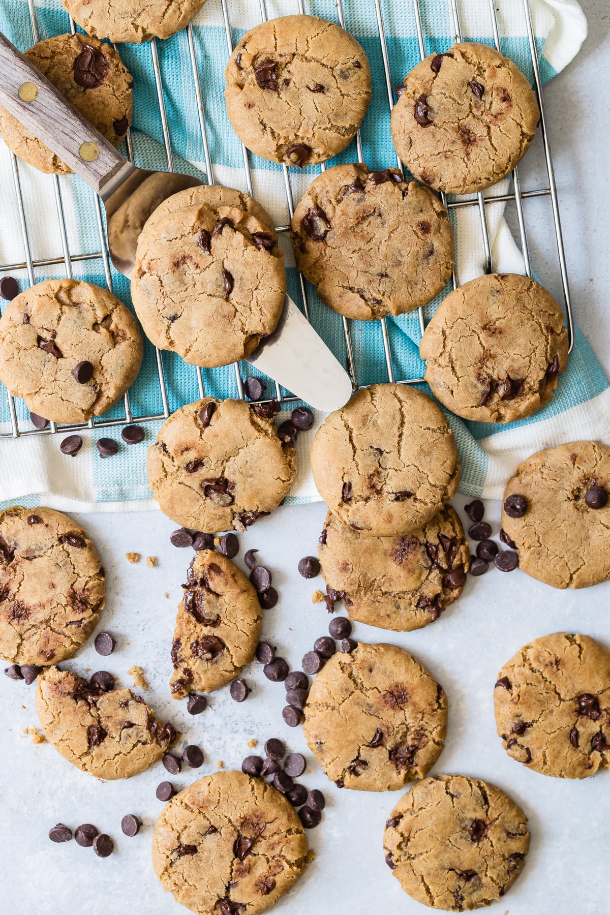 Vegan chocolate chip cookies on wire rack.