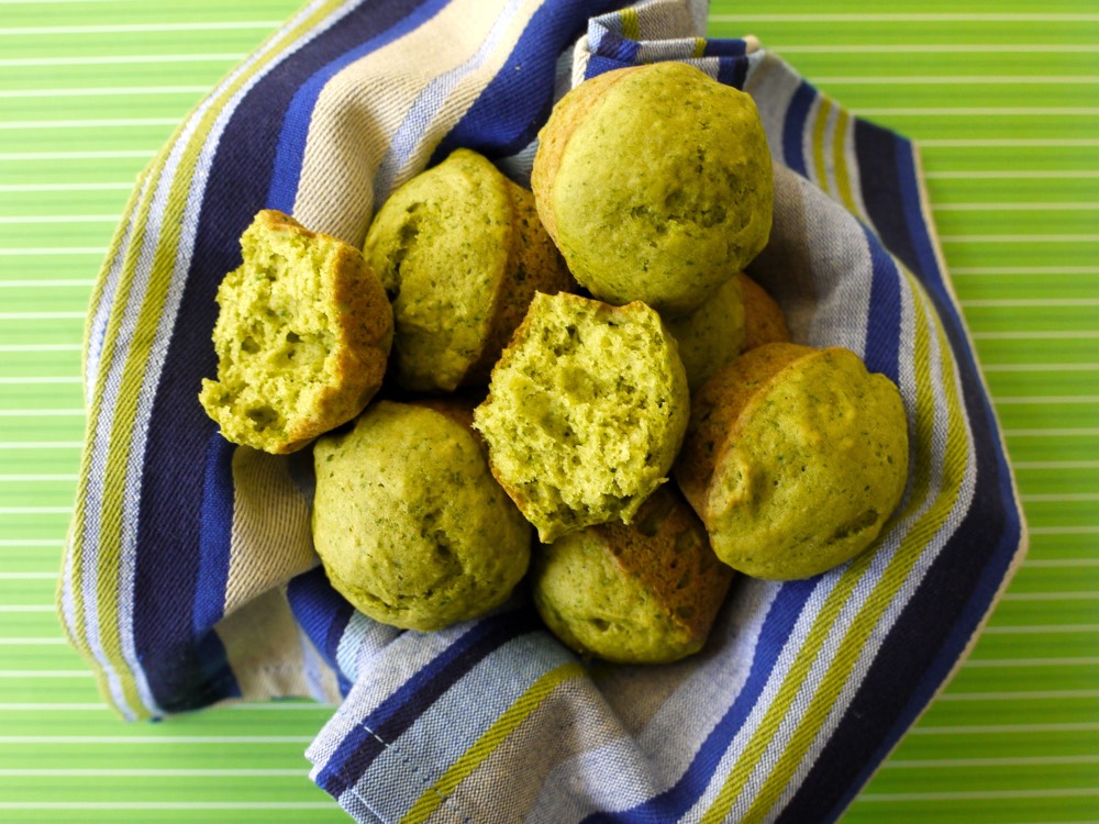 On The Go Snacks Video from Weelicious