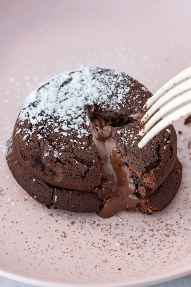 Chocolate Molten Lava Cakes from Weelicious.com
