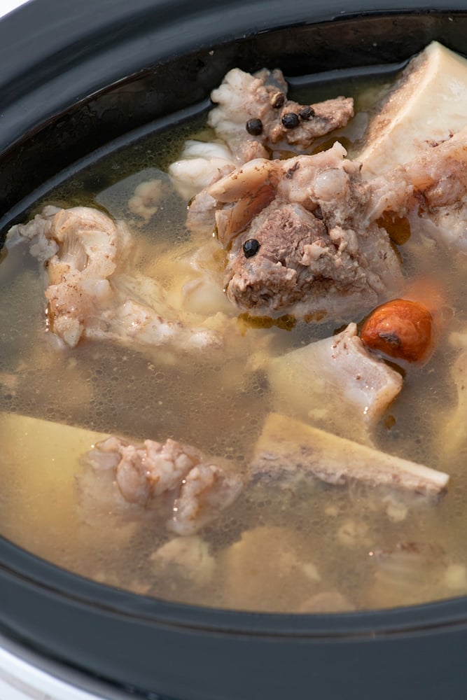 Slow Cooker Bone Broth from Weelicious.com