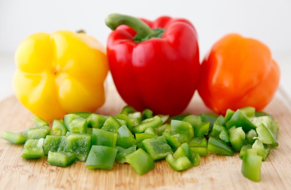 How to Cut a Bell Pepper video from weelicious.com