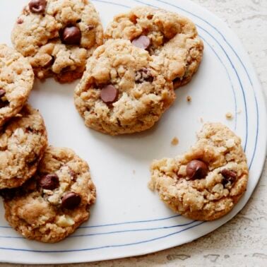 Vegan Cowgirl Cookies from weelicious.com