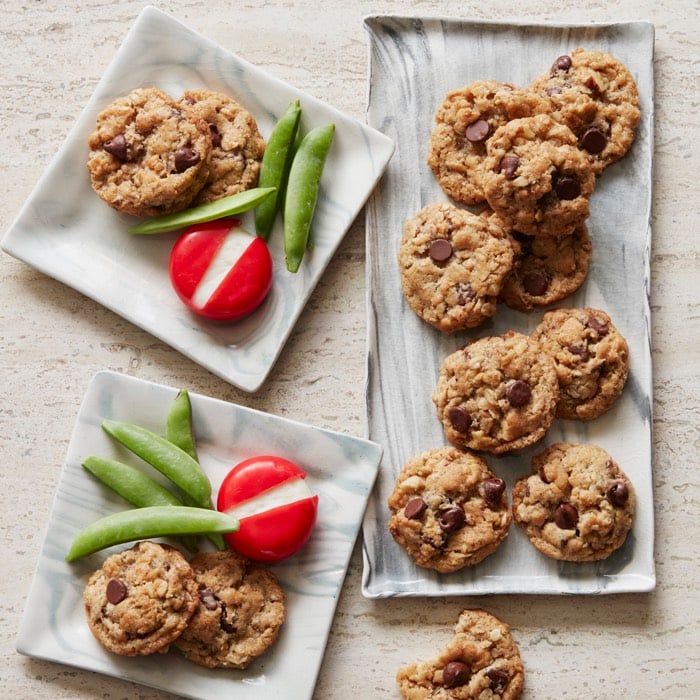 Vegan Cowgirl Cookies from weelicious.com