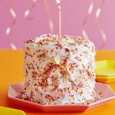 Dye Free Sprinkle Smash Cake from weelicious.com