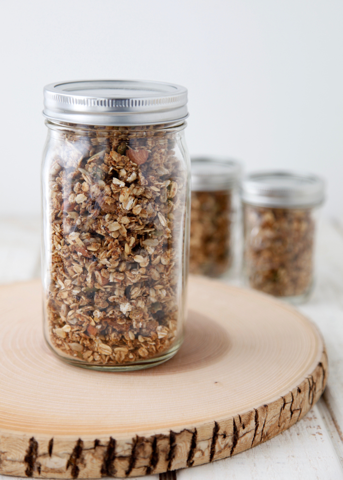 6 Easy and Filling Snacks for the Plane from Weelicious.com