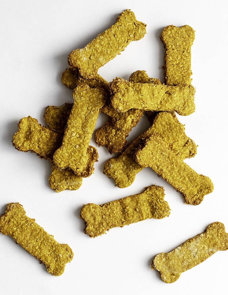 Homemade Dog Treats from Weelicious.com