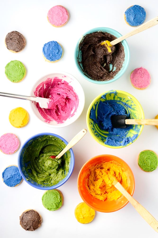 Dye Free Buttercream from Weelicious.com