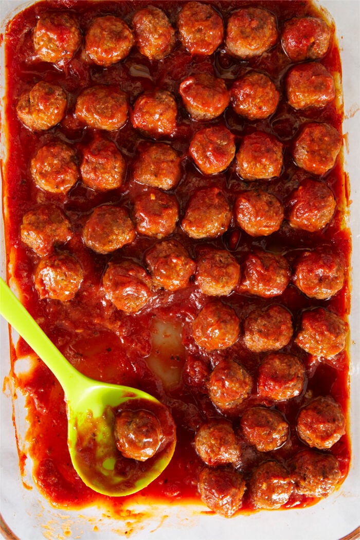 Turkey Pesto Meatballs from weelicious.com