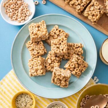 Protein cereal bars on a blue plate.