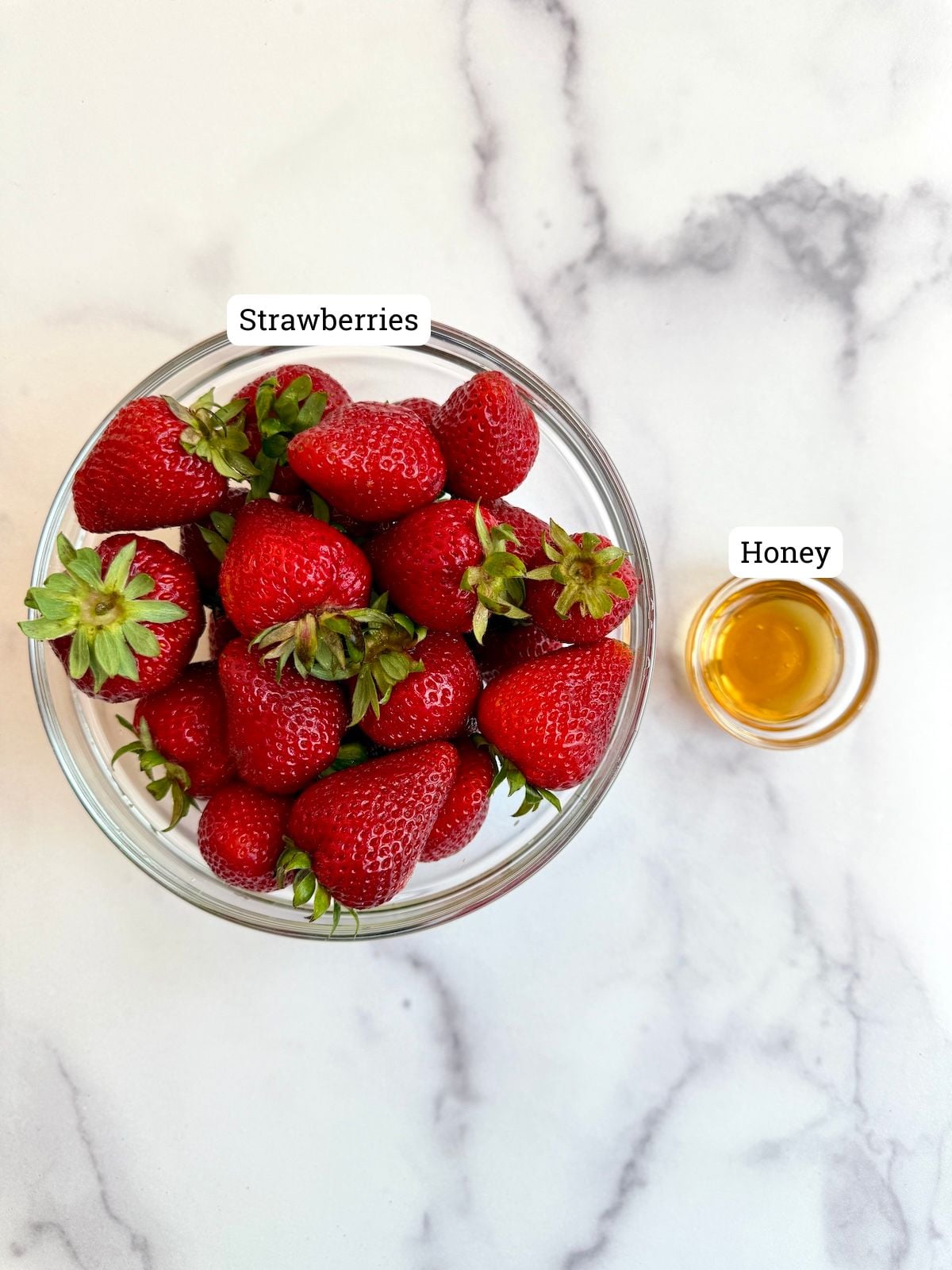 Strawberry fruit leather ingredients.