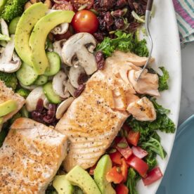 Superfood salad with salmon.
